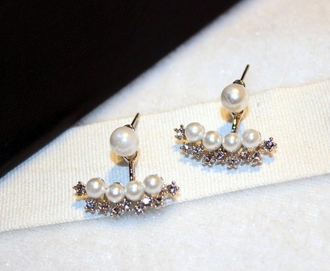 Women’s Pearl Double-Sided Earrings